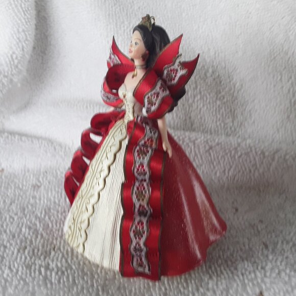 Hallmark Ornament- Holiday Barbie, 1997, in box - Picture 2 of 4